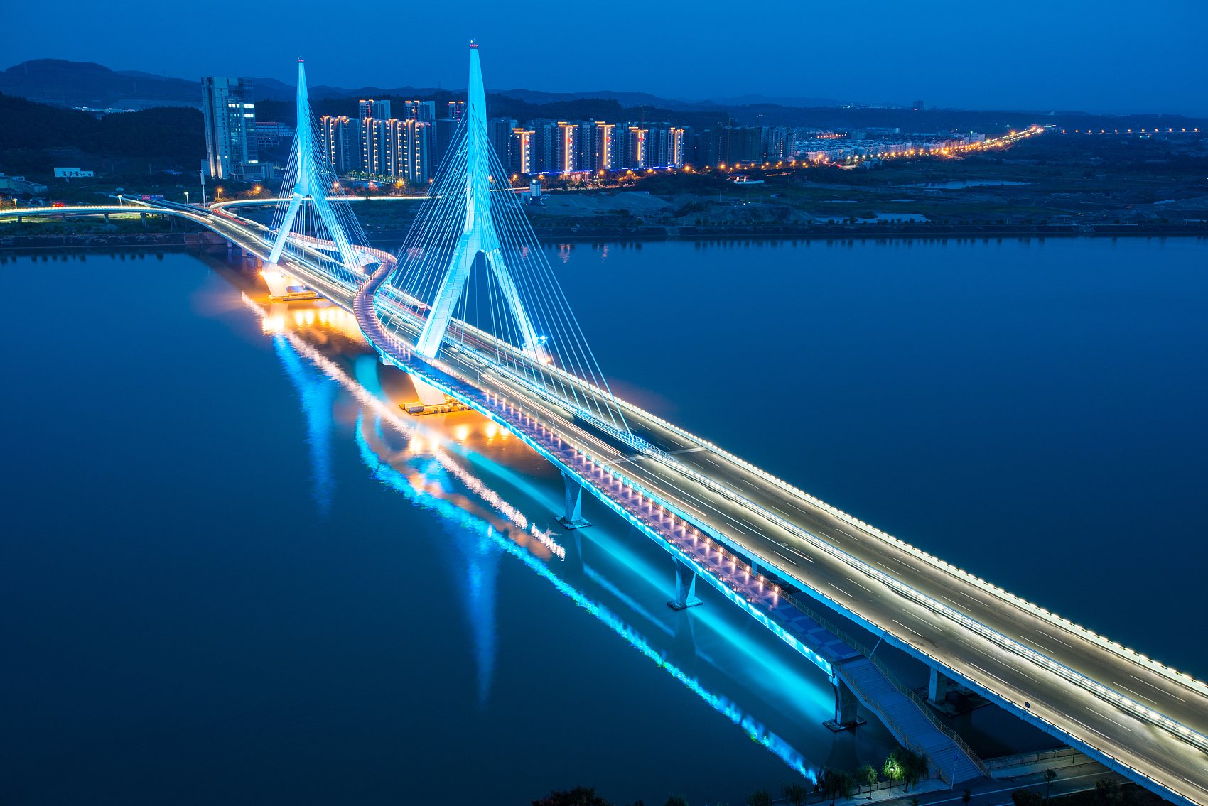 宜宾城市夜景与桥梁